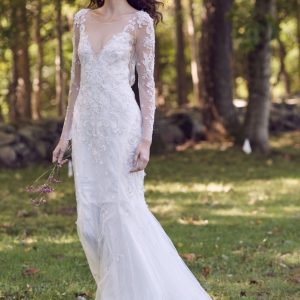 SYN251 Embellished Long Sleeves Wedding Dress